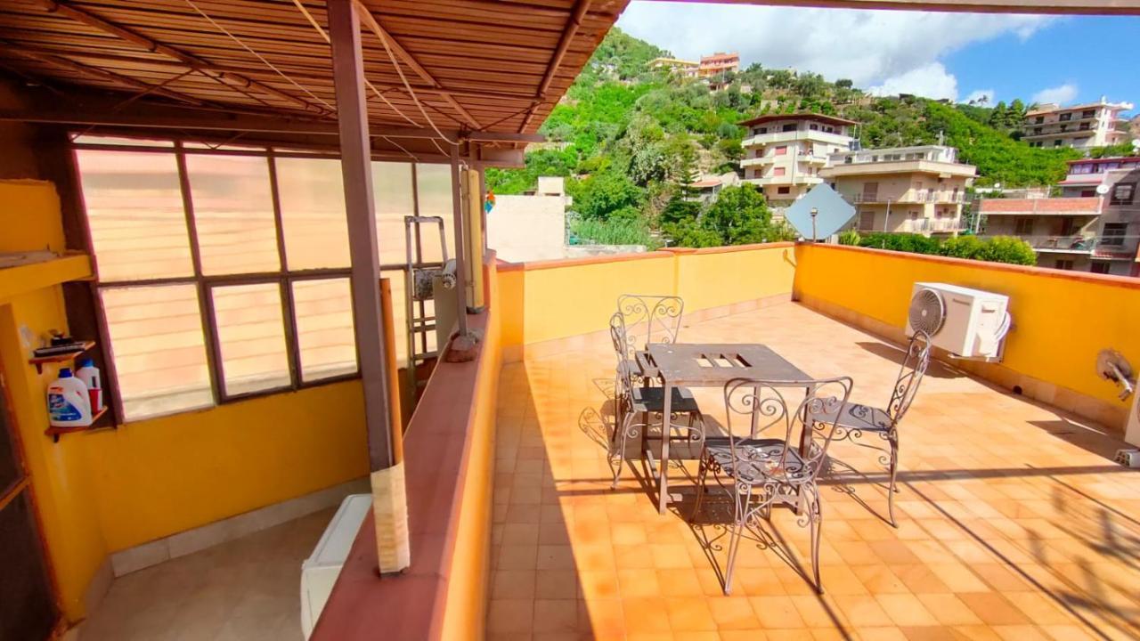 Casa Soprano Da Anita Villa Messina Luaran gambar