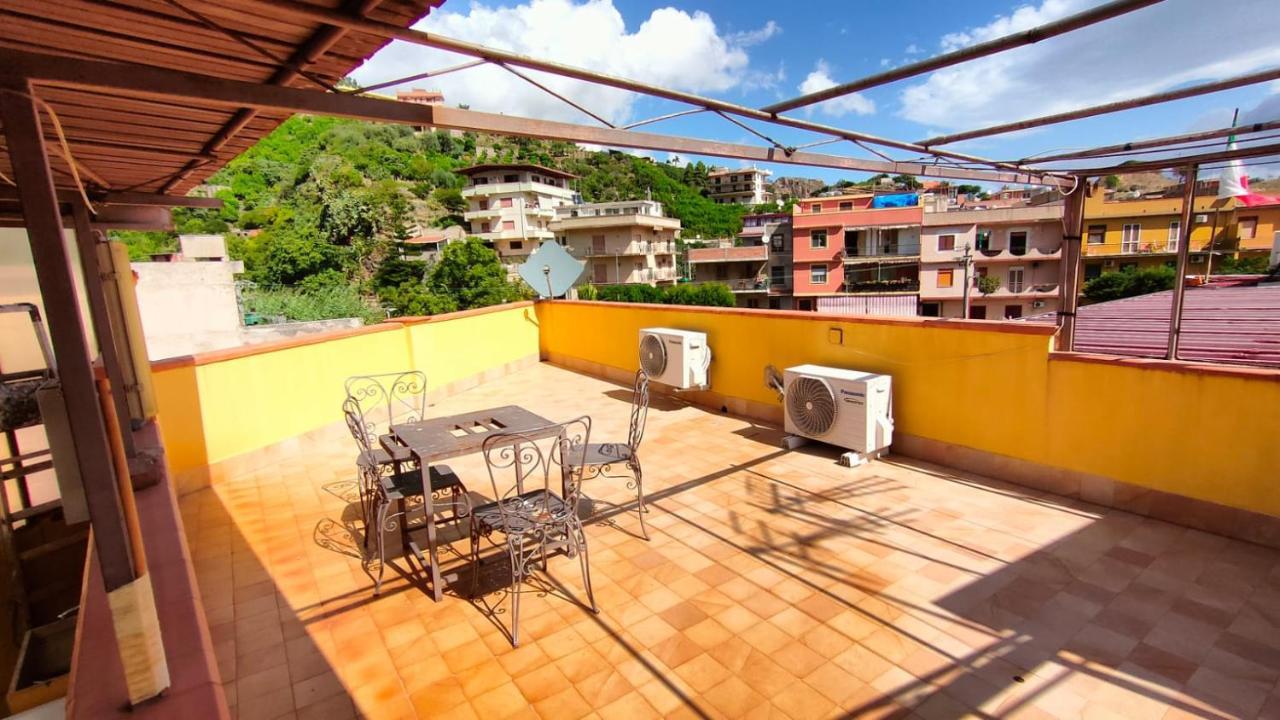 Casa Soprano Da Anita Villa Messina Luaran gambar
